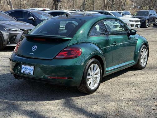2018 Volkswagen Beetle 2.0T Coast