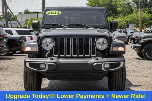 2023 Jeep Gladiator Overland