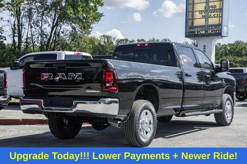 2025 RAM 2500 Tradesman Crew Cab 4x4 8' Box