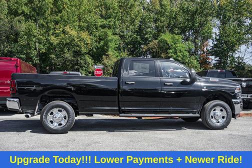 2025 RAM 2500 Tradesman Crew Cab 4x4 8' Box