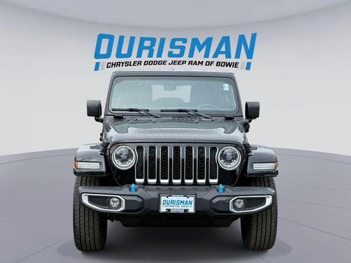 Black Clearcoat 2023 Jeep Wrangler 4xe Sahara