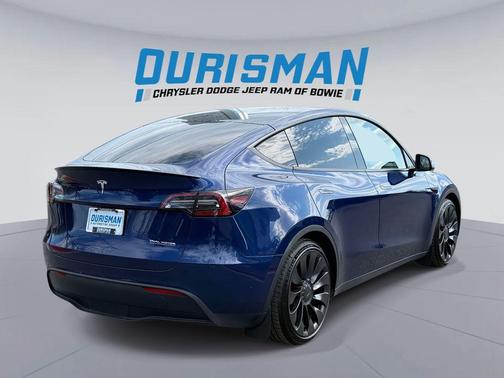 2023 Tesla Model Y Performance Dual Motor All-Wheel Drive