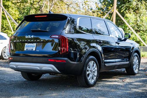 2022 Kia Telluride LX
