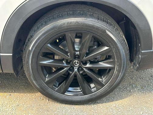 Snowflake White Pearl 2023 Mazda CX-9 Touring Plus