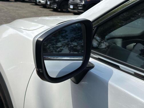 Snowflake White Pearl 2023 Mazda CX-9 Touring Plus