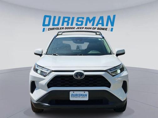 Ice Cap 2024 Toyota RAV4 Hybrid XLE