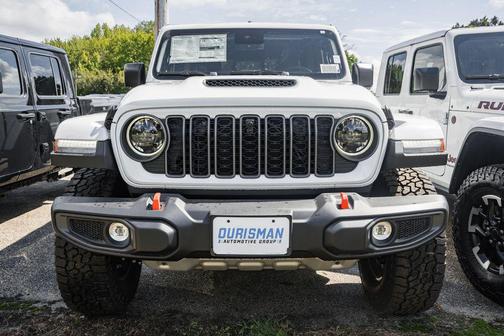 2025 Jeep Gladiator Mojave