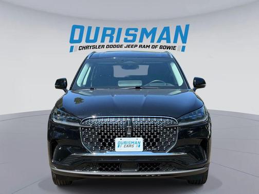 Infinite Black Metallic Clearcoat 2025 Lincoln Aviator Premiere