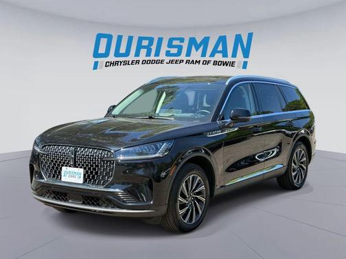Infinite Black Metallic Clearcoat 2025 Lincoln Aviator Premiere