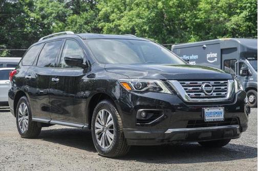 2019 Nissan Pathfinder SV