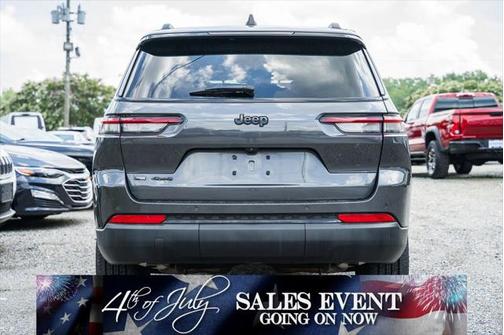 2022 Jeep Grand Cherokee L Altitude