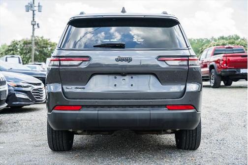 2022 Jeep Grand Cherokee L Altitude