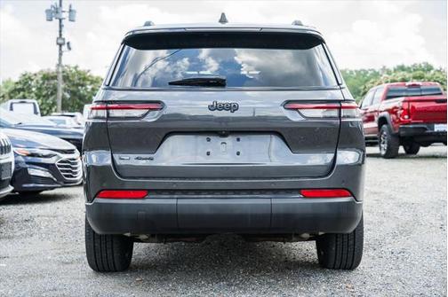 2022 Jeep Grand Cherokee L Altitude