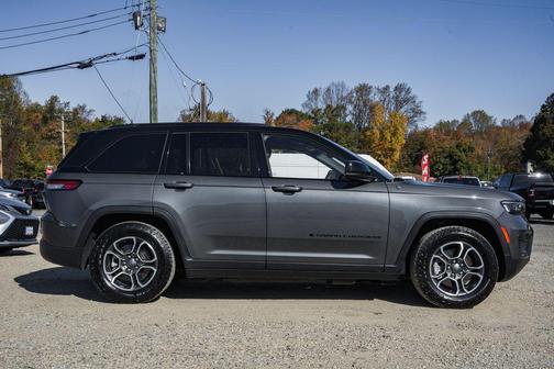 2022 Jeep Grand Cherokee 4xe Trailhawk