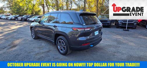 2022 Jeep Grand Cherokee 4xe Trailhawk