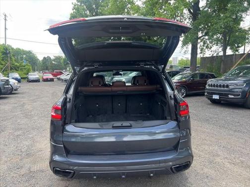 2020 BMW X5 M50i