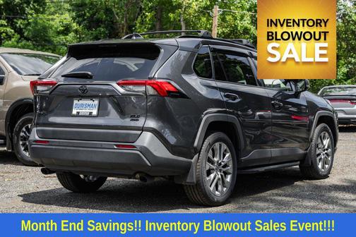 2022 Toyota RAV4 XLE Premium