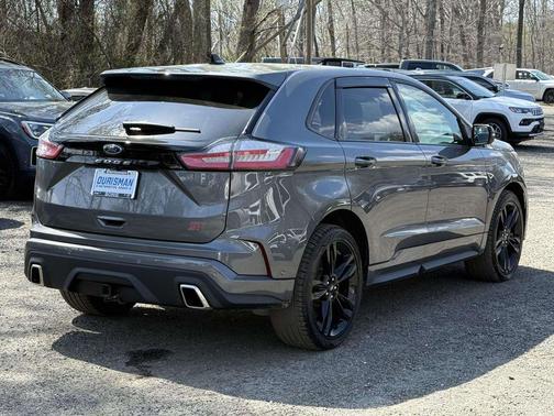 Carbonized Gray Metallic 2024 Ford Edge ST
