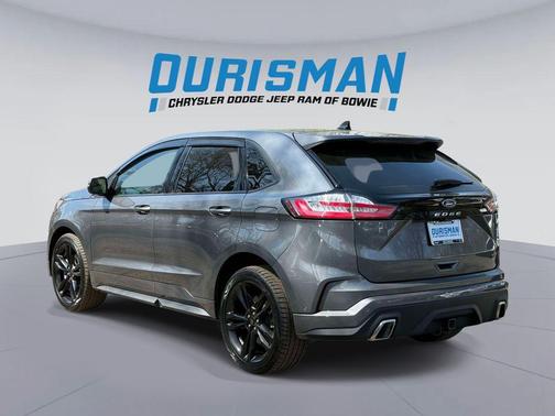 Carbonized Gray Metallic 2024 Ford Edge ST