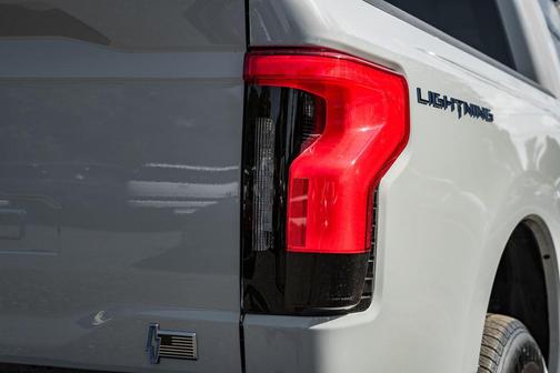 2024 Ford F-150 Lightning XLT