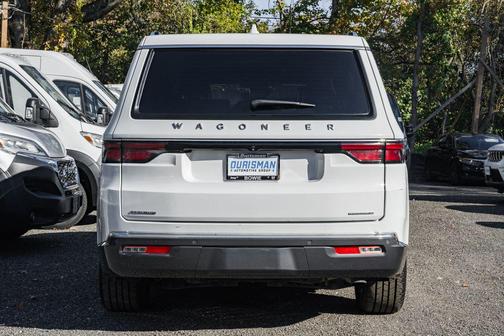 2022 Jeep Wagoneer Series III 4x4