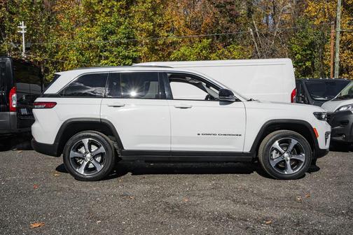 2023 Jeep Grand Cherokee 4xe Base