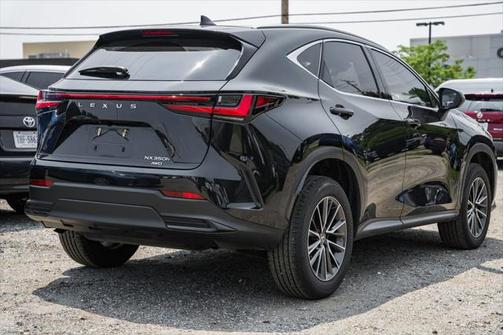2022 Lexus NX 350h 350h Base