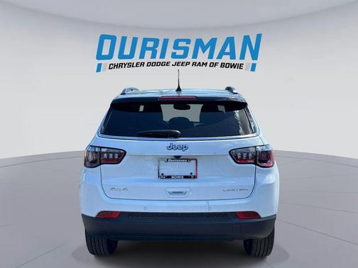 Bright White Clearcoat 2026 Jeep Compass Limited
