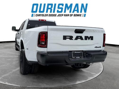 2026 RAM 3500 Tradesman Crew Cab 4x4 8' Box