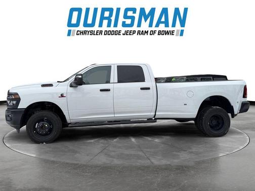 2026 RAM 3500 Tradesman Crew Cab 4x4 8' Box