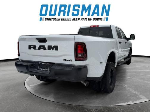 2026 RAM 3500 Tradesman Crew Cab 4x4 8' Box