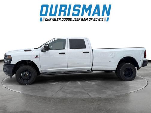 2026 RAM 3500 Tradesman Crew Cab 4x4 8' Box