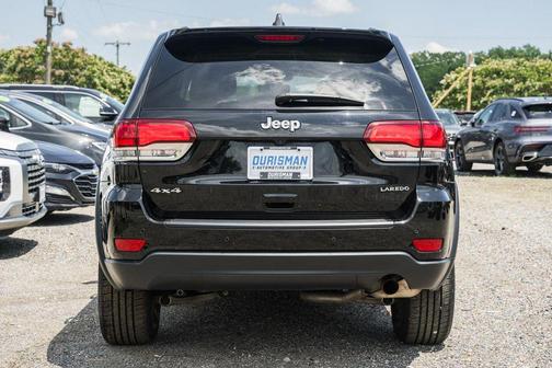 2022 Jeep Grand Cherokee Laredo