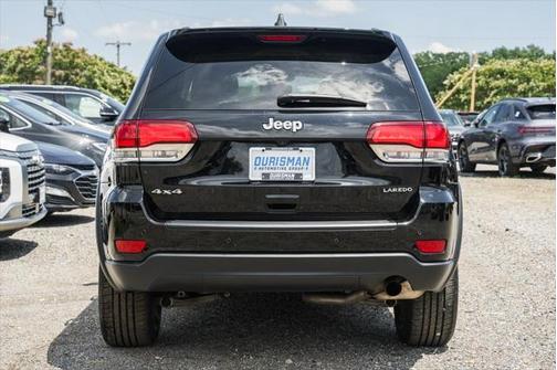2022 Jeep Grand Cherokee Laredo