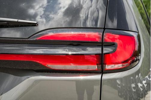2025 Chrysler Pacifica L