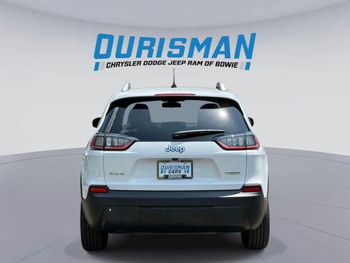 Bright White Clearcoat 2019 Jeep Cherokee Latitude