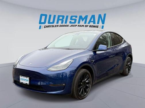 Deep Blue Metallic 2023 Tesla Model Y Long Range Dual Motor All-Wheel Drive