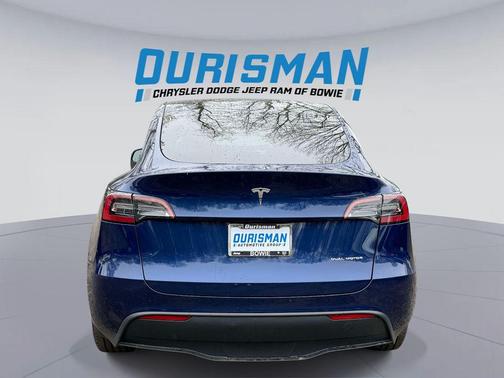 Deep Blue Metallic 2023 Tesla Model Y Long Range Dual Motor All-Wheel Drive