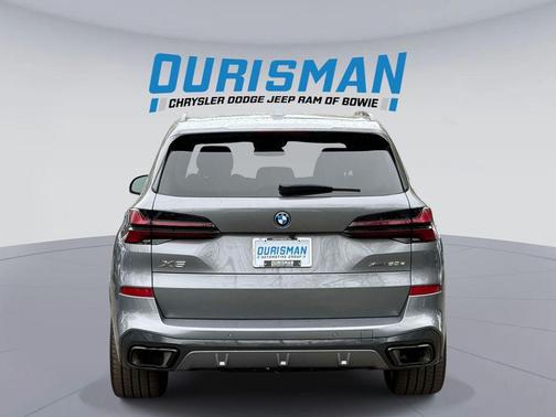 Skyscraper Grey Metallic 2024 BMW X5 PHEV xDrive50e