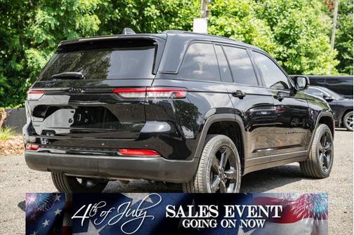 2023 Jeep Grand Cherokee Altitude