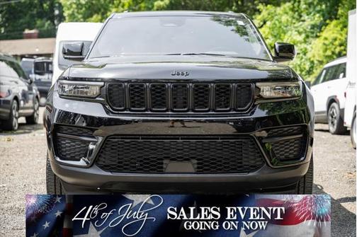 2023 Jeep Grand Cherokee Altitude