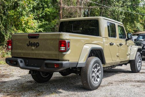 2025 Jeep Gladiator Sport S