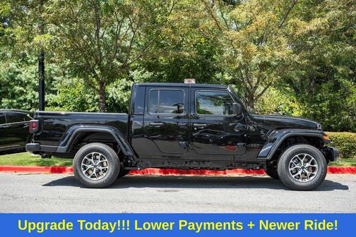 2025 Jeep Gladiator Sport S