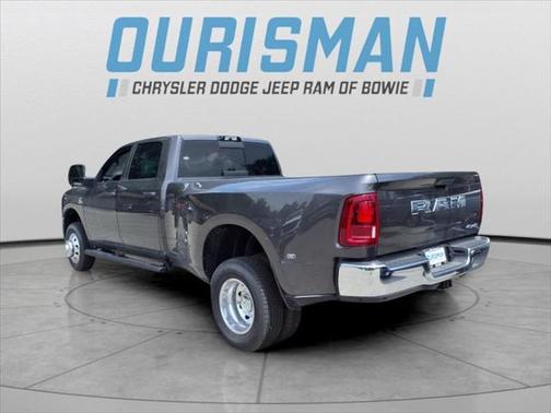 2025 RAM 3500 Tradesman Crew Cab 4x4 8' Box