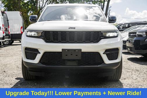 2022 Jeep Grand Cherokee Altitude