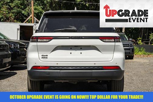 2022 Jeep Grand Cherokee Altitude