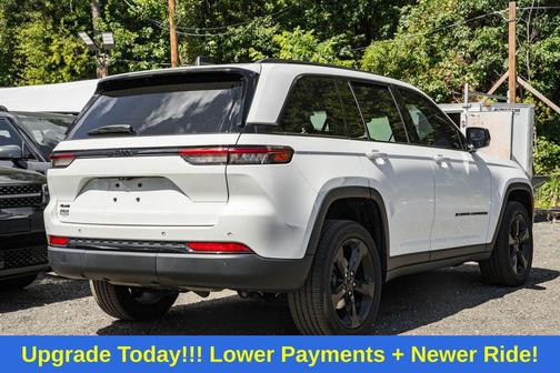 2022 Jeep Grand Cherokee Altitude