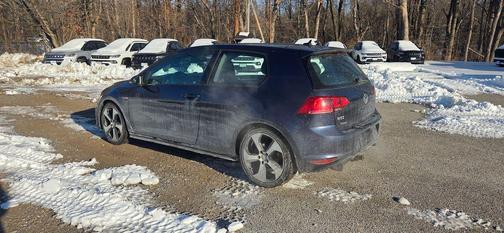 2015 Volkswagen Golf GTI 2.0T SE 2-Door