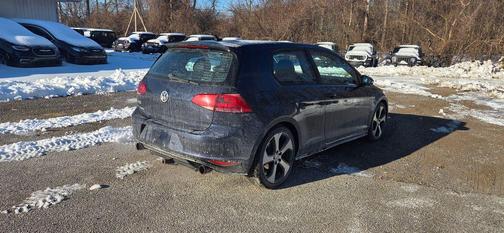 2015 Volkswagen Golf GTI 2.0T SE 2-Door