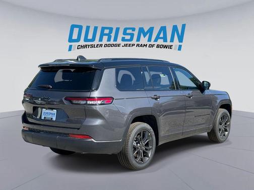 Baltic Gray Metallic Clearcoat 2025 Jeep Grand Cherokee L Limited